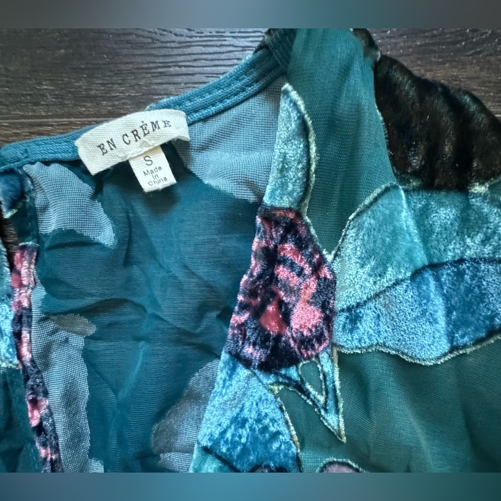 En Crème Floral Shorts Romper S - Picture 3 of 5